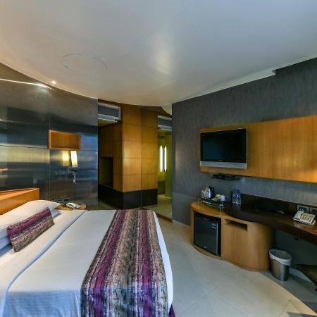 Hotel The Regale By Tunga Bombay Exterior foto