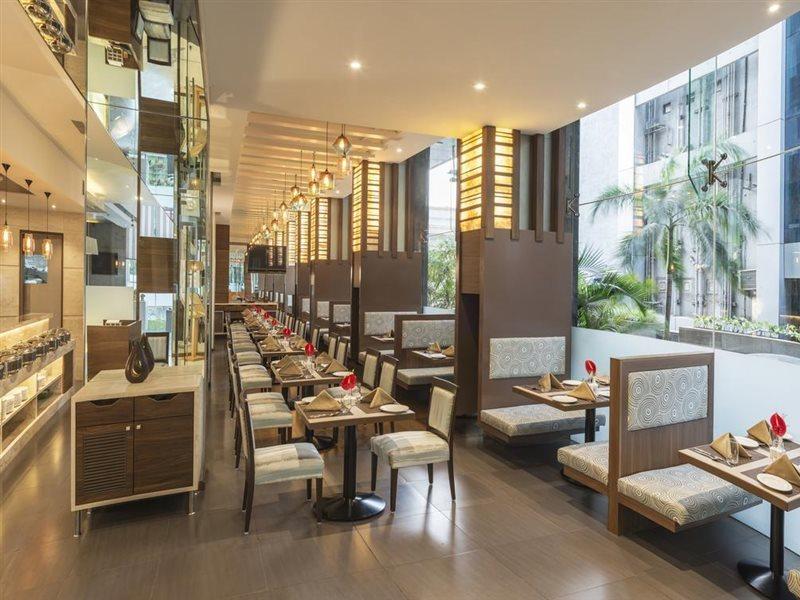 Hotel The Regale By Tunga Bombay Exterior foto
