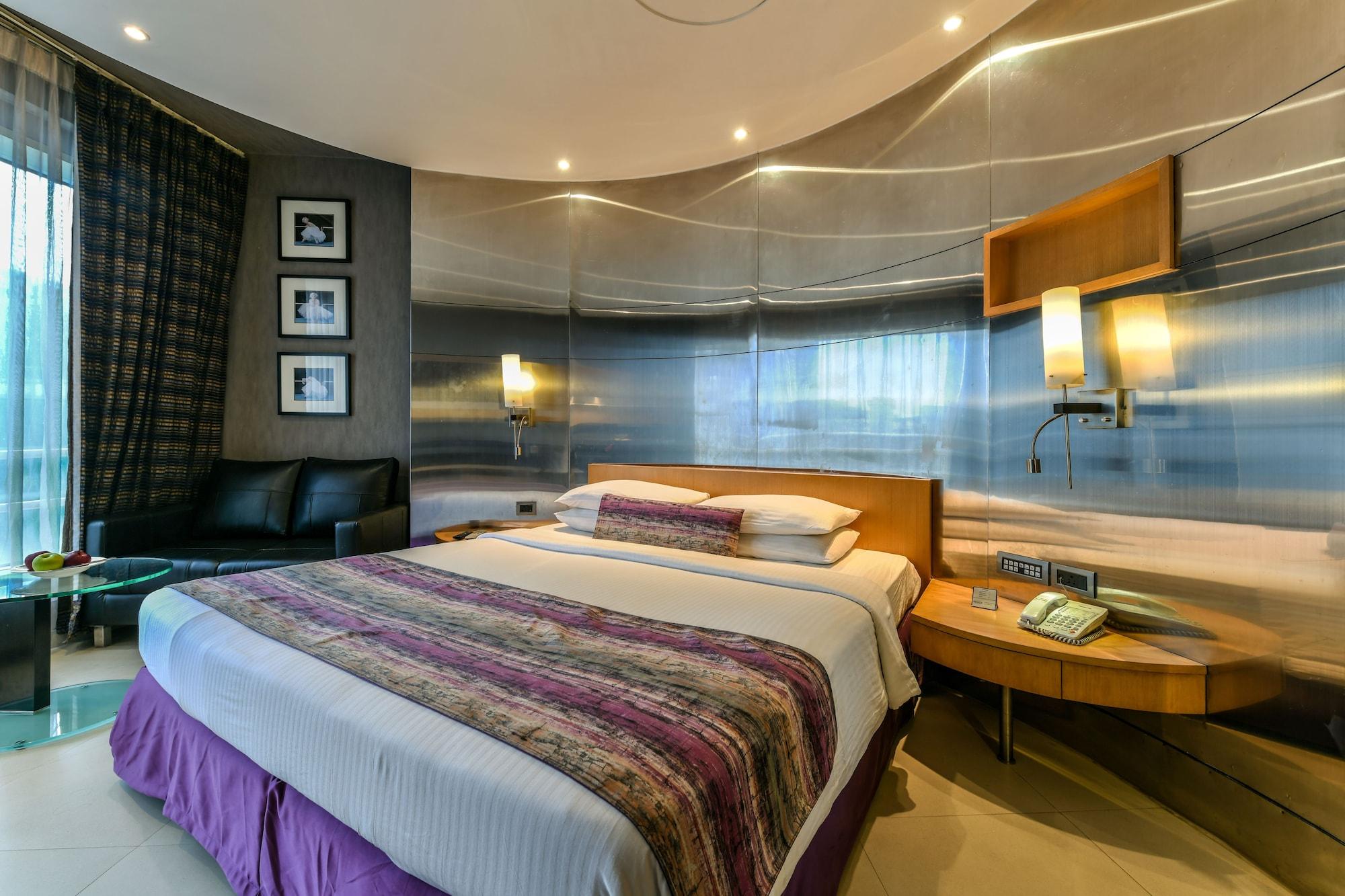 Hotel The Regale By Tunga Bombay Exterior foto