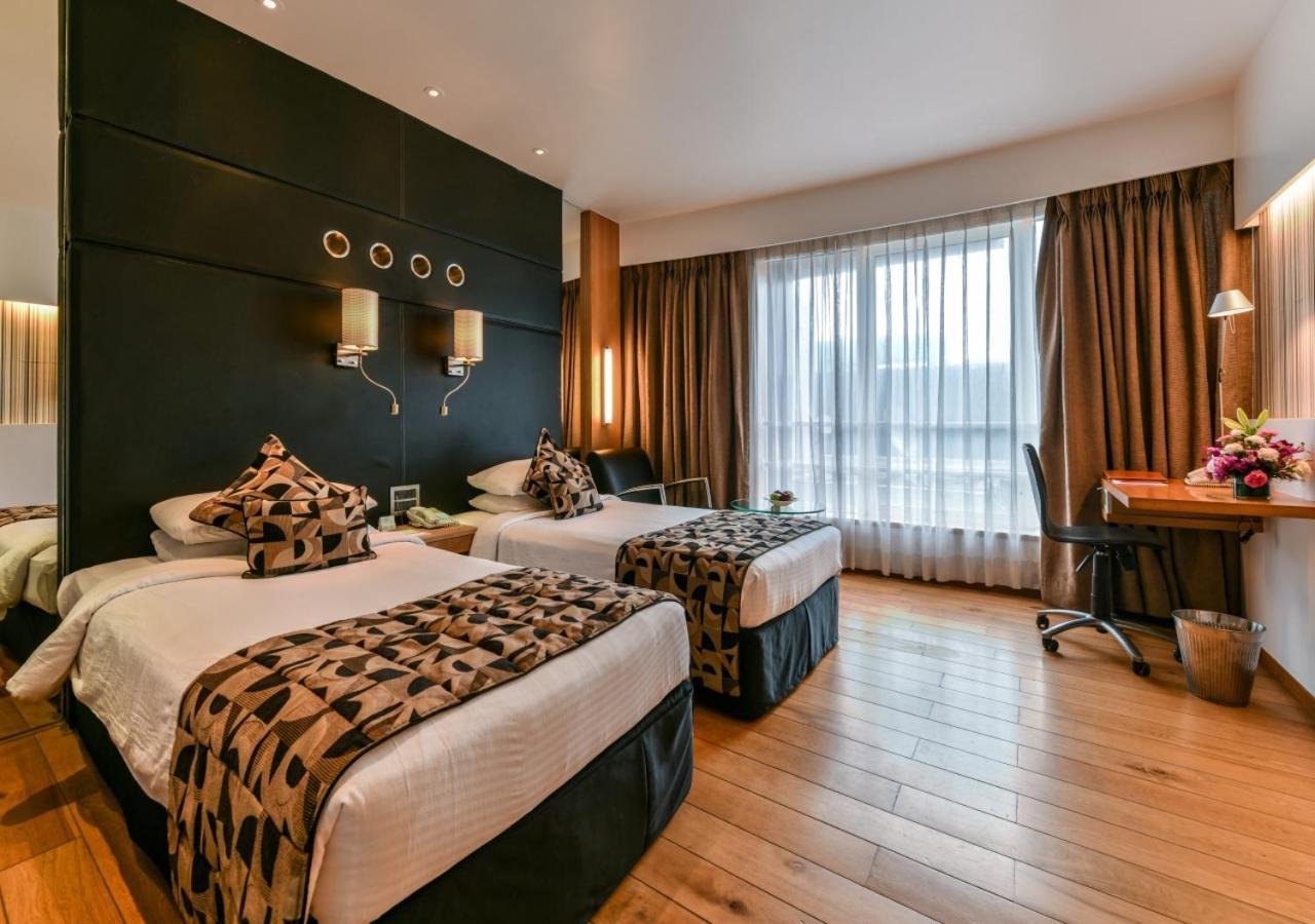Hotel The Regale By Tunga Bombay Exterior foto